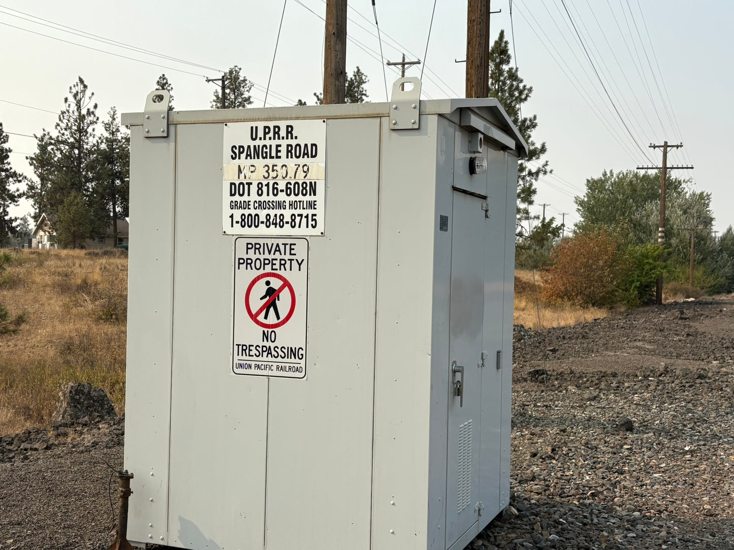 S Scale - UP - Private Property No Trespassing - 4 Pack