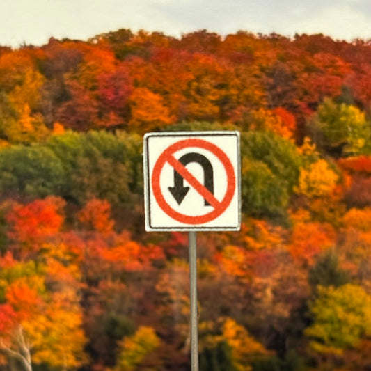 HO Scale - No U-Turn Road Sign - 2 Pack
