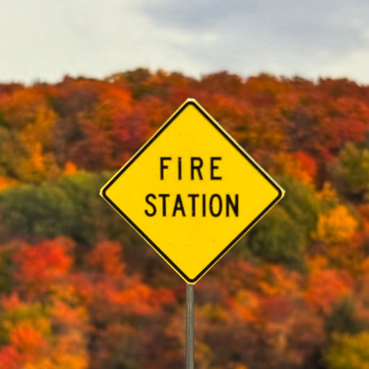 HO Scale - Fire Station (Written) - 2 Pack