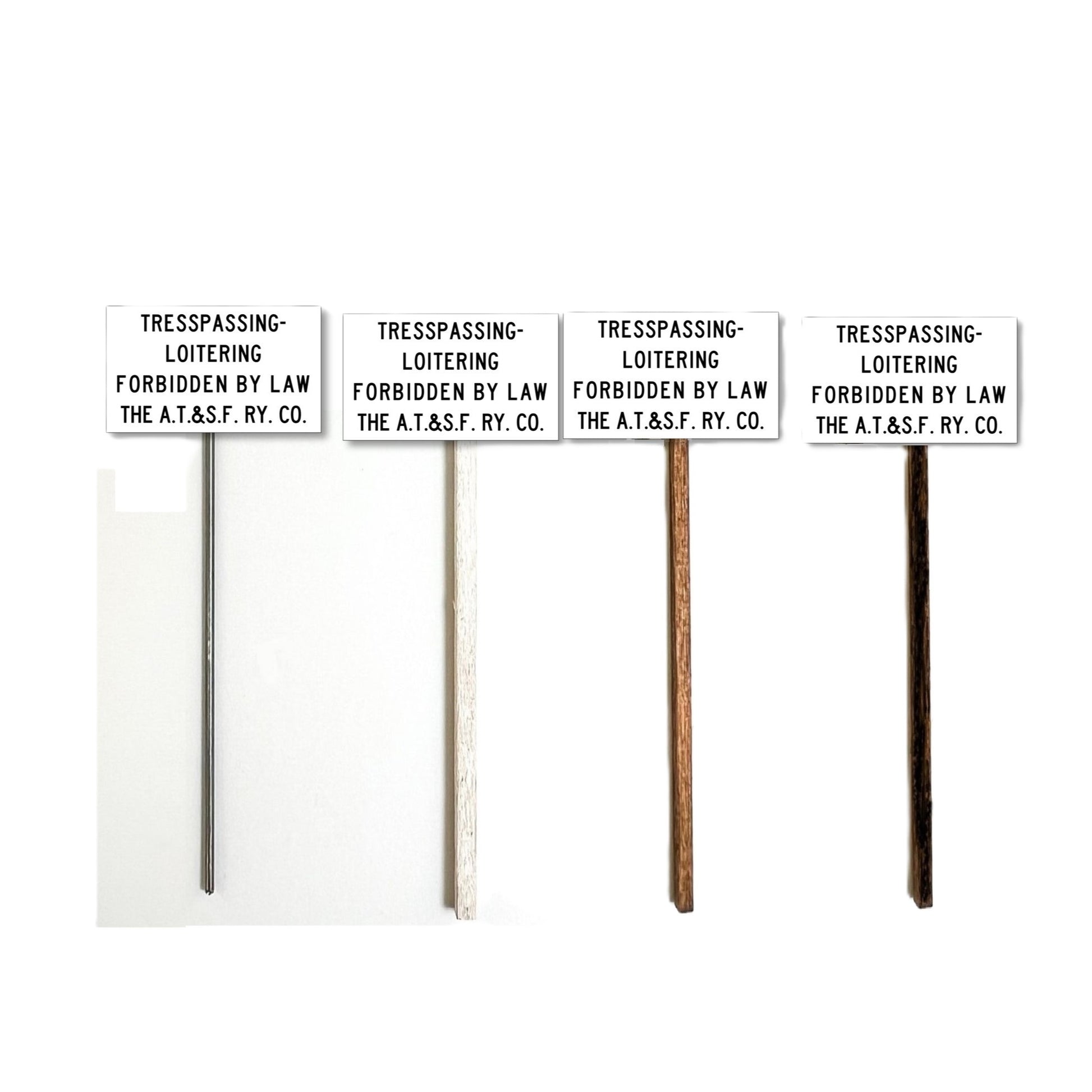 Atchison, Topeka and Santa Fe Railway sign, ATSF Sign, AT&SF signModel Railroad Sign, Model Railway Sign, Gold Diamond Firetruck, O Gauge, O Scale, N Gauge, N Scale, HO Gauge, HO Scale, S Gauge, S Scale, Metal Pole, Brown Wood Pole, Whitewash Pole, Creosote Pole