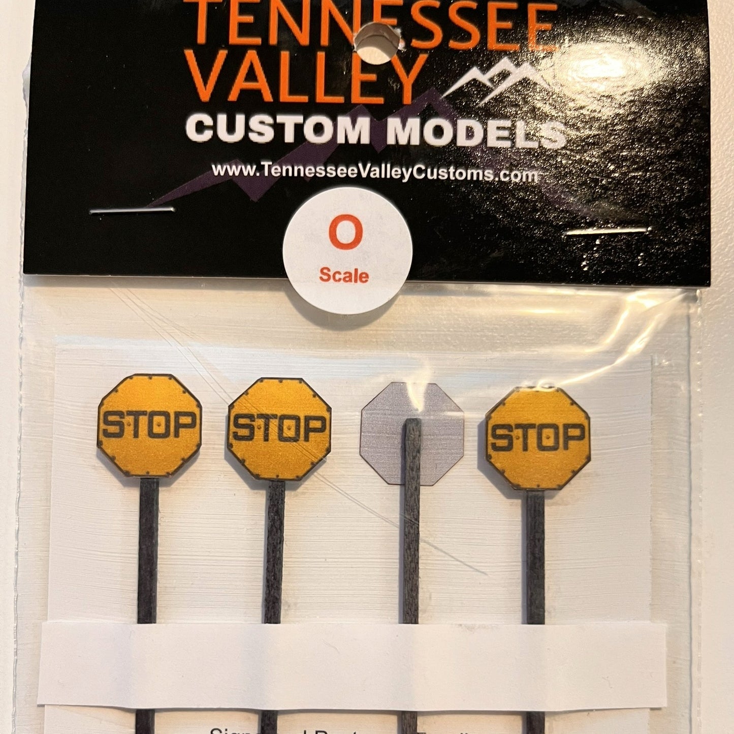 HO Scale - Yellow Stop Sign w/ Rivets - 2 Pack