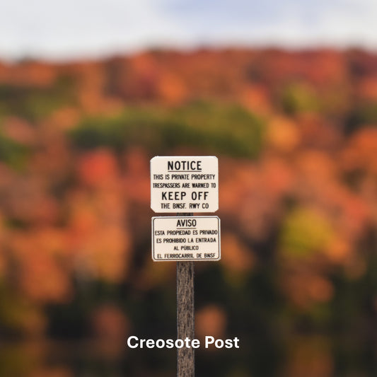 HO Scale - BNSF Bilingual No Trespassing - 2 Pack