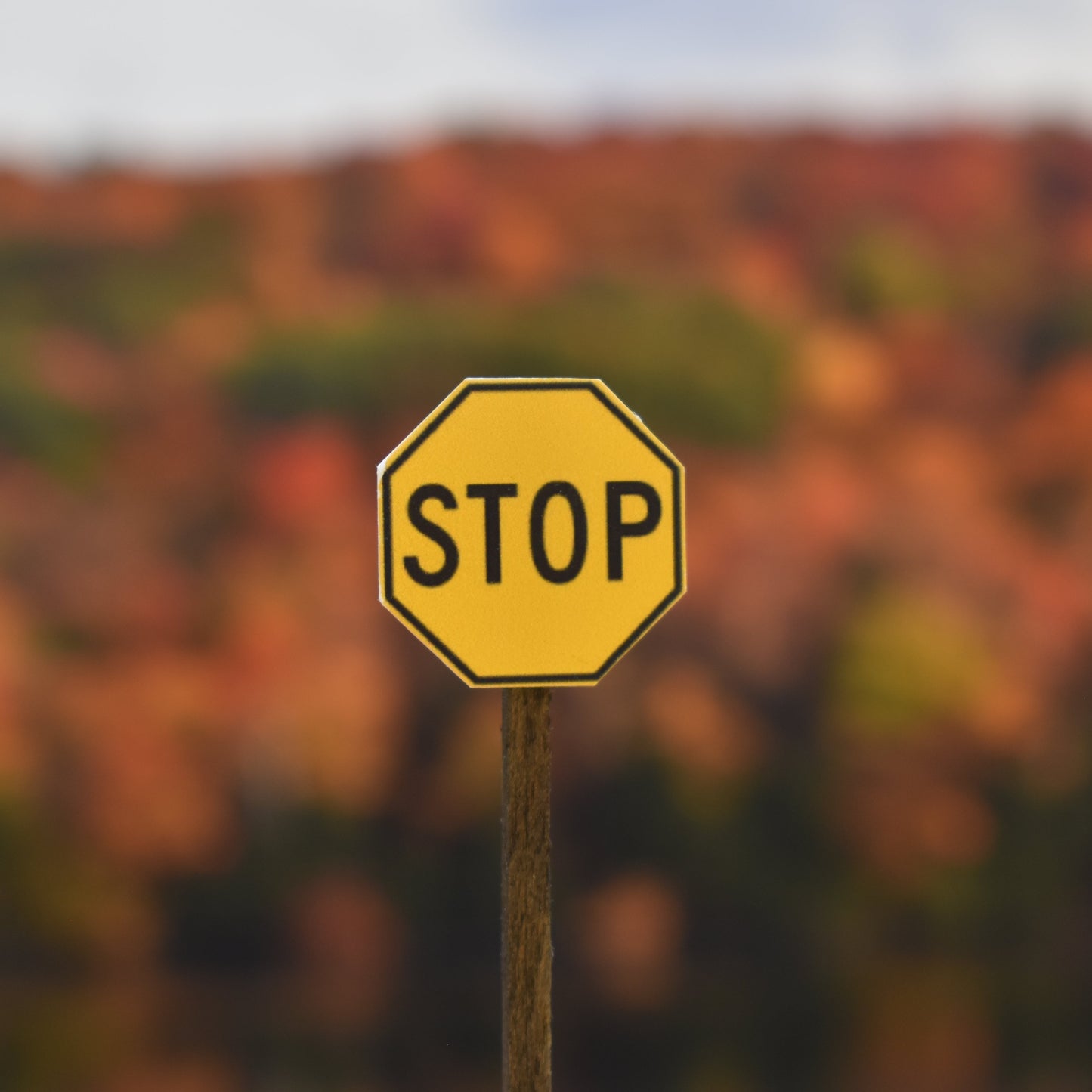 HO Scale - Yellow Stop Sign - 2 Pack