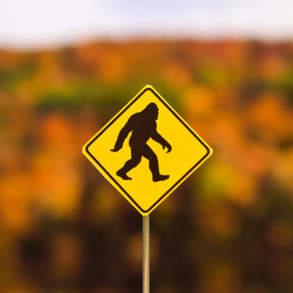 N Scale - Bigfoot Crossing - 2 Pack