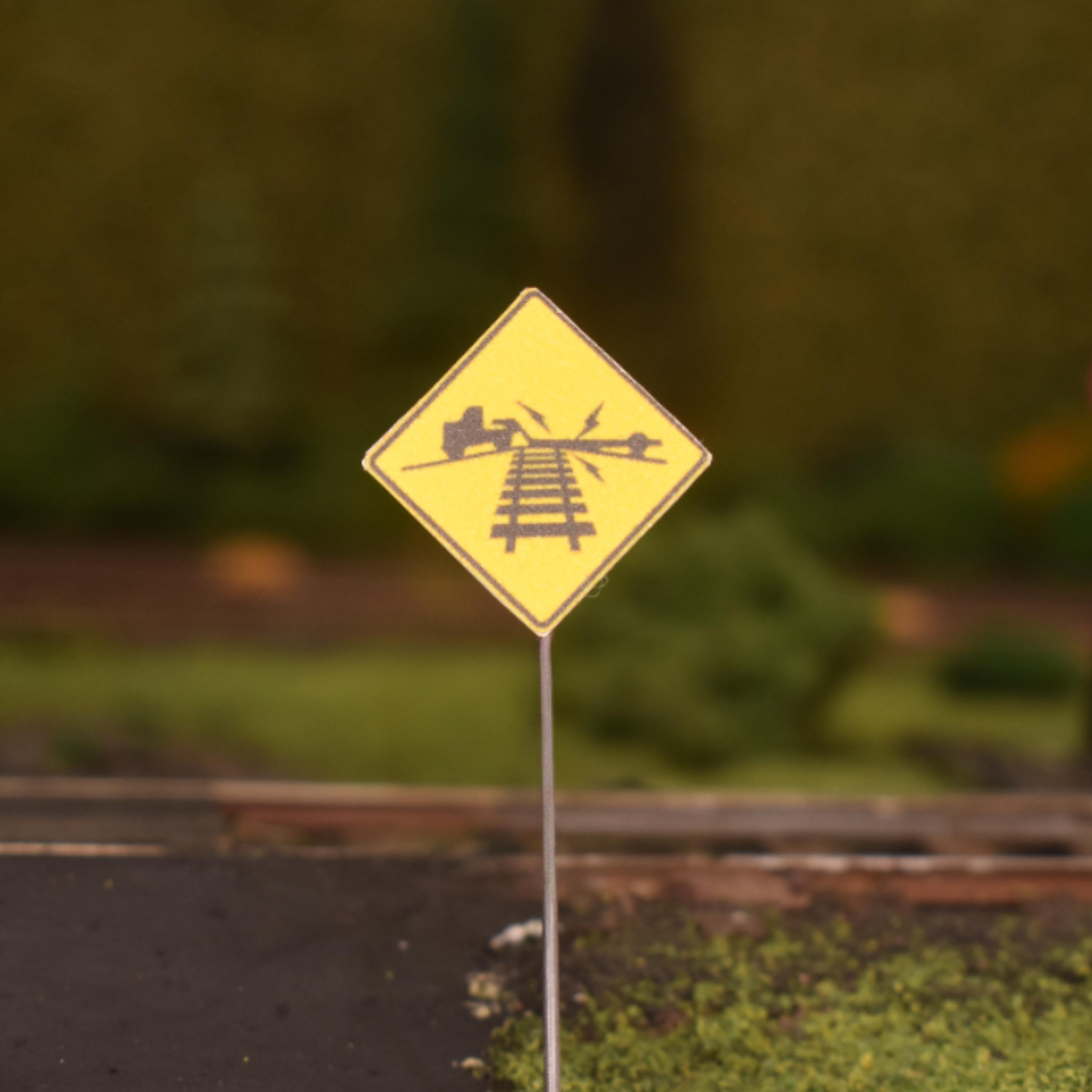 Low Grade Sign HO Scale - Low Ground Clearance Graphic Sign - 2 Pack – Lineside ...