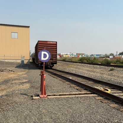 HO Scale - BNSF Style Purple Derail Sign - 2 Pack