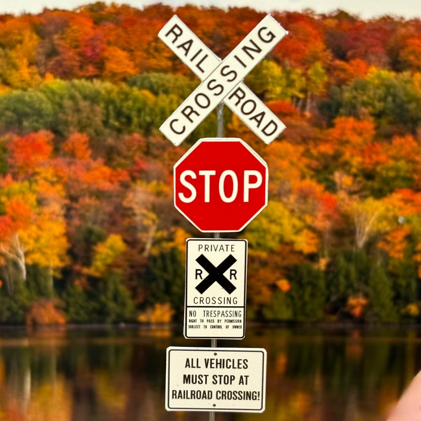 HO Scale - Private Railroad Crossing Sign - 1 Sign