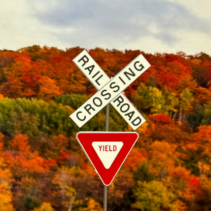 HO Scale - Modern Crossbucks w/ Yield Sign - 2 pack