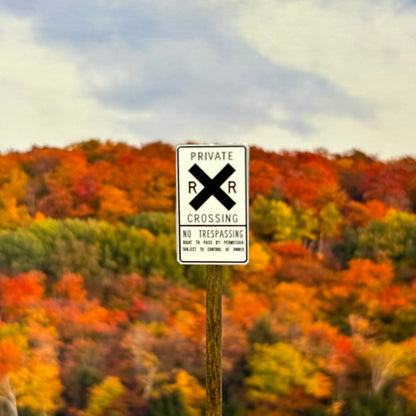 HO Scale - Private Railroad Crossing Sign - 2 Pack