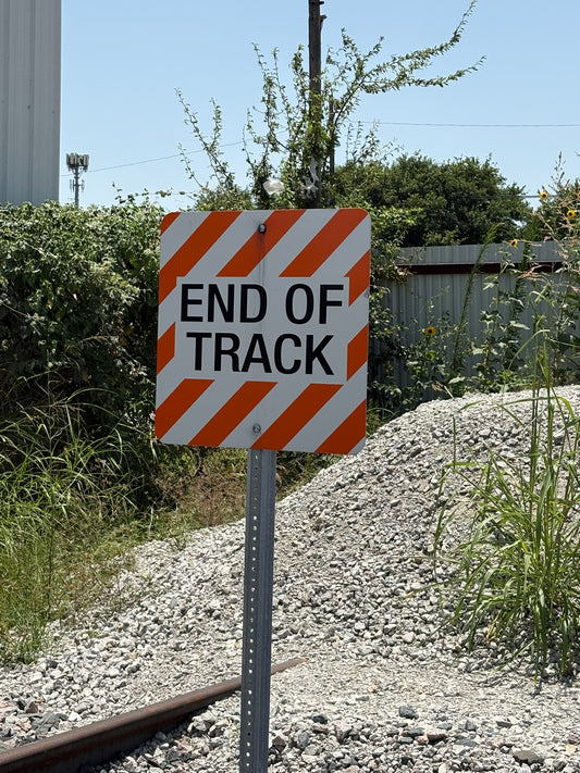 O Scale - UP End Of Track Sign - 2 pack